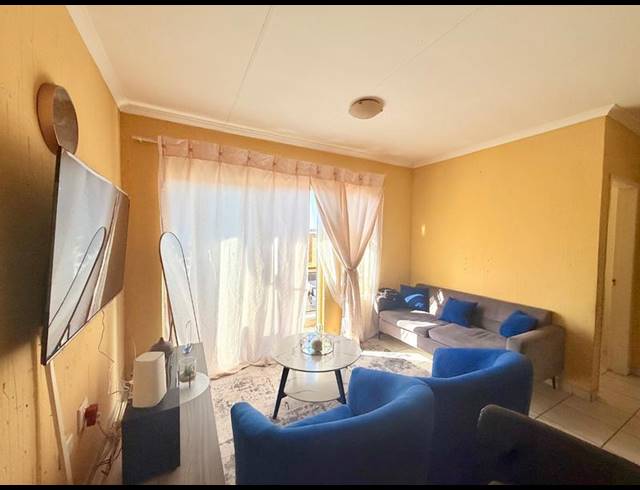 2 BEDROOM APARTMENT FOR SALE IN STAALRUS